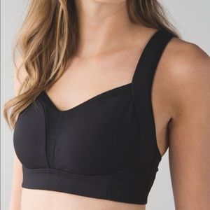 Lululemon tata tamer II sports bra